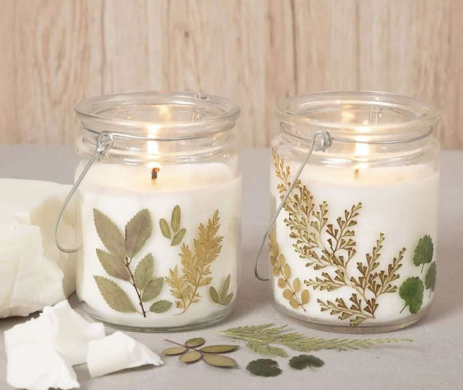 Vyrob si - dekoratívne sviečky s rastlinkami
